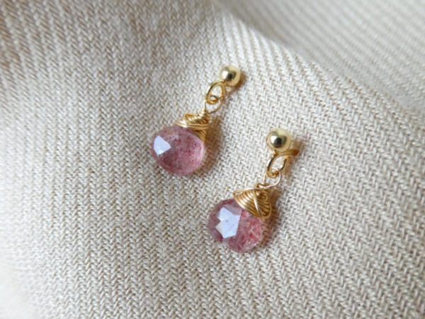 Strawberry quartz on gold plated wire and studs